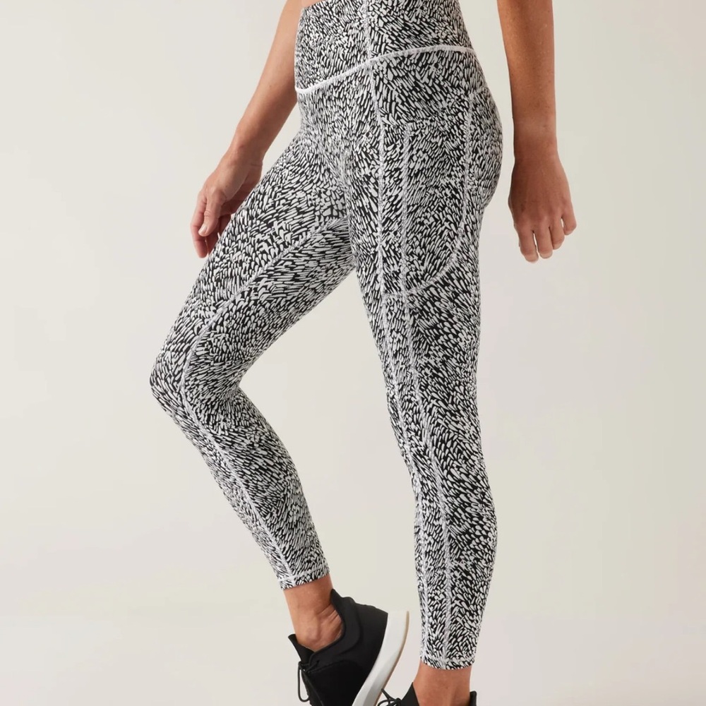 Athleta Black and White Patterned Leggings